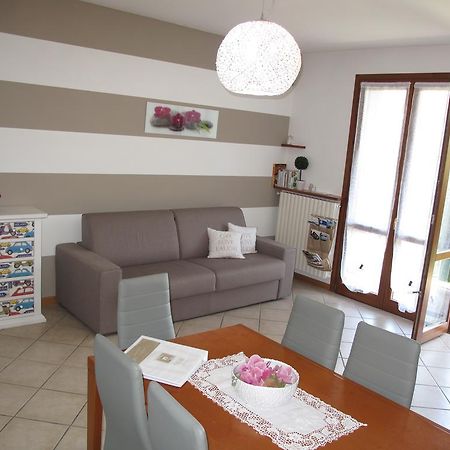 Apartmán Luminoso Trilocale Con Piscina E Giardino Privato Desenzano del Garda Exteriér fotografie