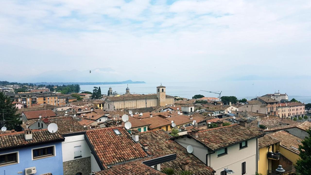 Apartmán Luminoso Trilocale Con Piscina E Giardino Privato Desenzano del Garda Exteriér fotografie