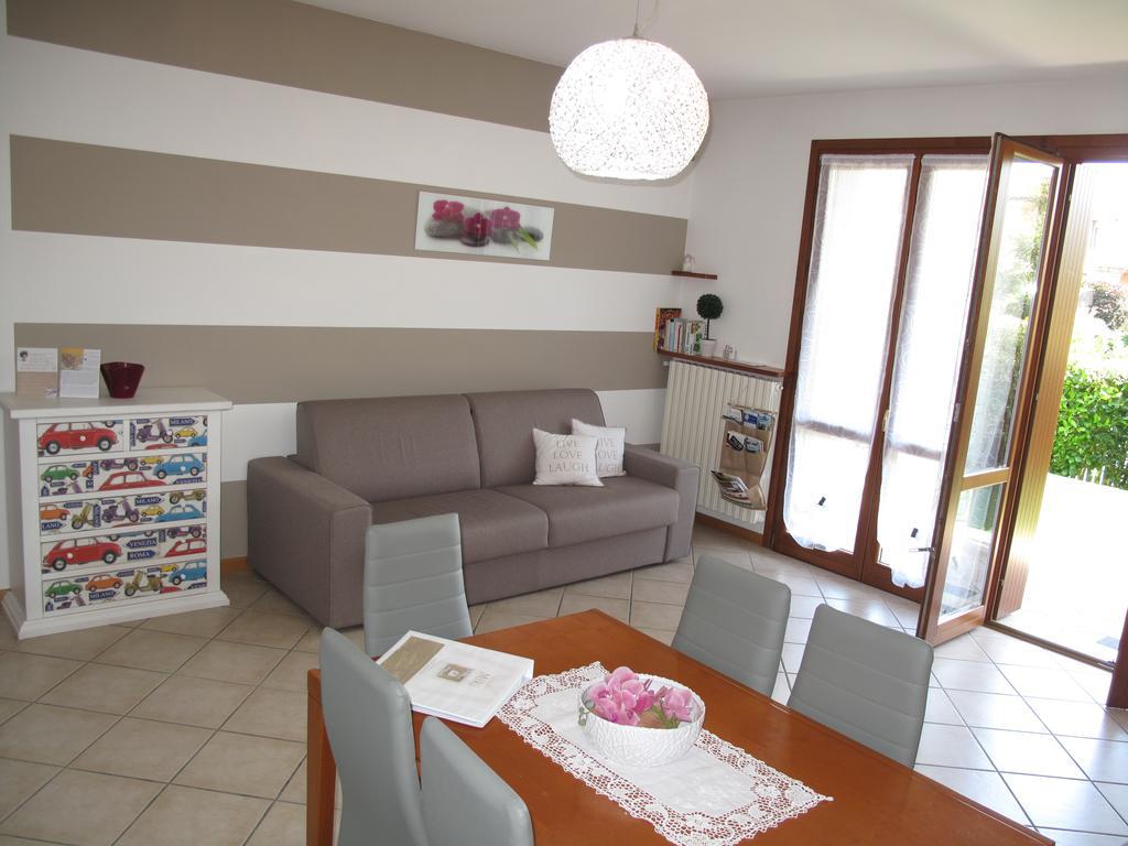 Apartmán Luminoso Trilocale Con Piscina E Giardino Privato Desenzano del Garda Exteriér fotografie